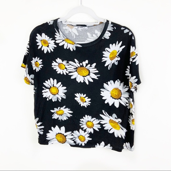 Zara Trafaluc Daisy Print Top Crew Neck - Picture 2 of 4